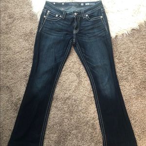 Miss Me signature bootcut jeans; size 31